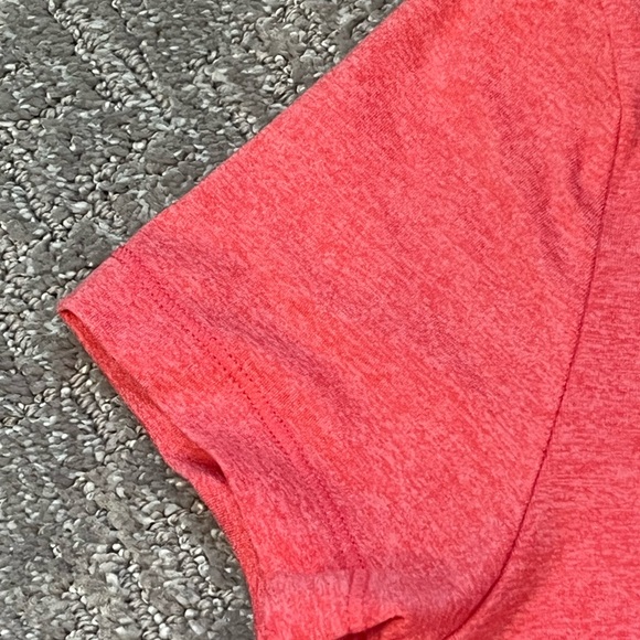Athleta Womans Uptempo Coral Petal Pink Tee Sz XS - Picture 8 of 9